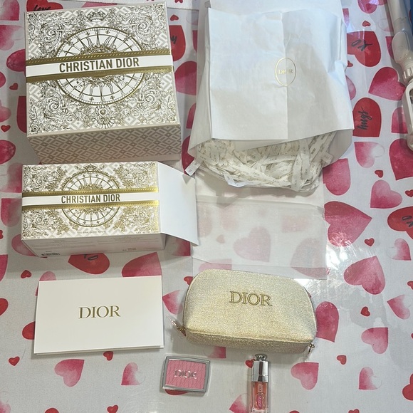 NWT Dior Pink Glow Ritual Lip Glow Oil Rosy Glow Blush Holiday Cosmetic bag set - Picture 2 of 6
